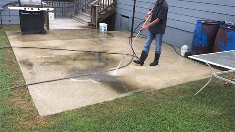 How to pressure wash a concrete patio - YouTube