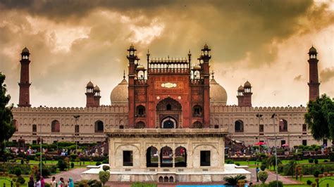 Badshahi Mosque Lahore – History, Architecture and Other Details ...