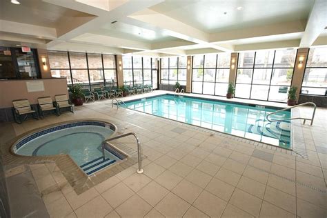 RIT Inn & Conference Center Pool: Pictures & Reviews - Tripadvisor