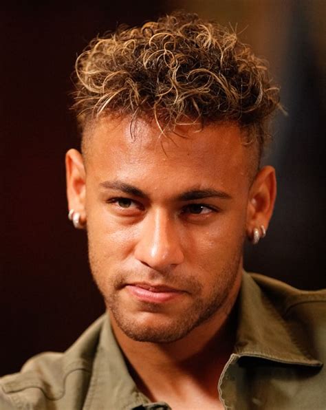 The 10 Best Footballer's Hairstyles And How To Get The Look ...