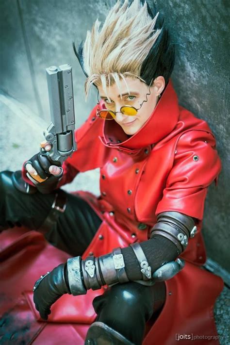 Vash the Stampede from Trigun cosplay by instagram.com/vashfanatic ...