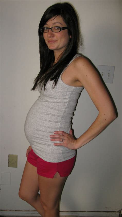 23 Weeks – The Maternity Gallery