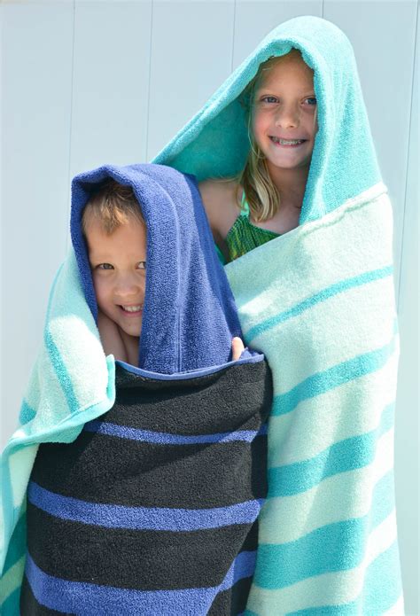 Kids Bath Towels With Hood - Kids Personalized Hooded Bath Towel / A ...