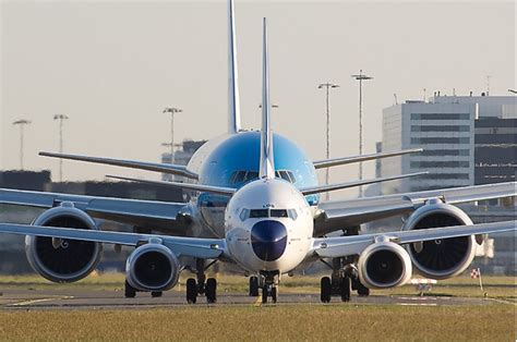 Boeing 777 Vs 737 Size