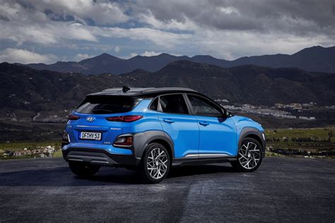 Automobile/Actu. Hyundai Kona hybride : elle s'occupe de tout