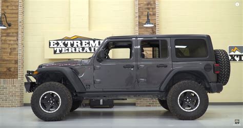 The First 5 Mods for your Wrangler JL - JeepModReview.com