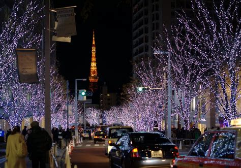 How Does Japan Celebrate Christmas?