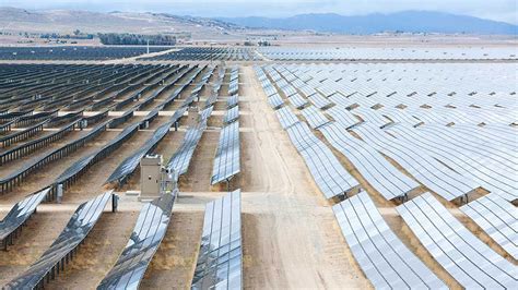 First Solar Stock Hits Record High, Gets A…