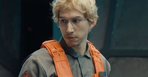 Adam Driver 'SNL' highlight: Kylo Ren goes on 'Undercover Boss'