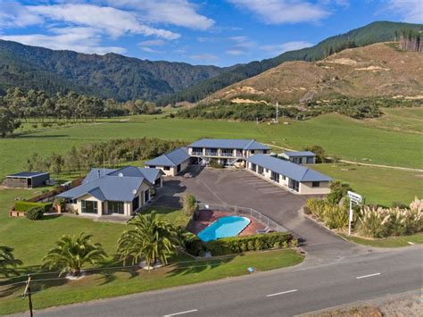 Marlborough Sounds Accommodation & Holiday Homes - Bachcare NZ