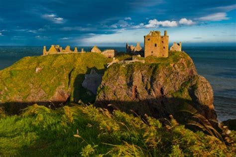 Dunnottar Castle History, Stonehaven, Aberdeenshire