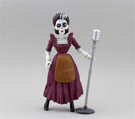 TV & Movie Character Toys Disney Pixar Coco Mama Imelda 6 inch Figure ...