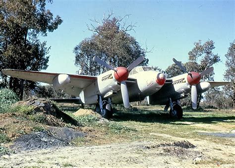 De Havilland Dh.98 Mosquito · The Encyclopedia of Aircraft David C. Eyre