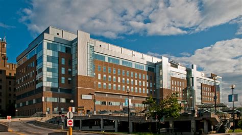 Toronto's Sunnybrook Hospital now offering virtual ER service | CTV News