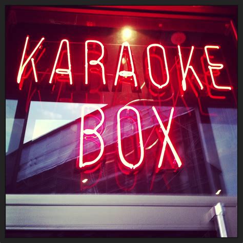 KARAOKE BOX X SMITHFIELD - London On The Inside