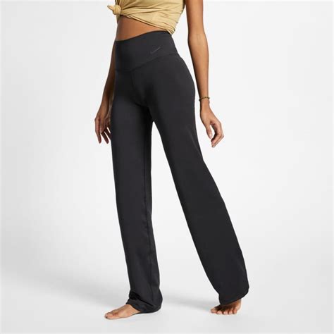 Nike Power Yoga Pants Black / Black A staple for every practice, the ...