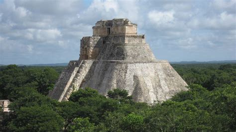 Uxmal Top Tours and Trips | experitour.com