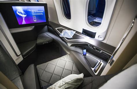 First look: British Airways reveals interiors for new B787-10 ...