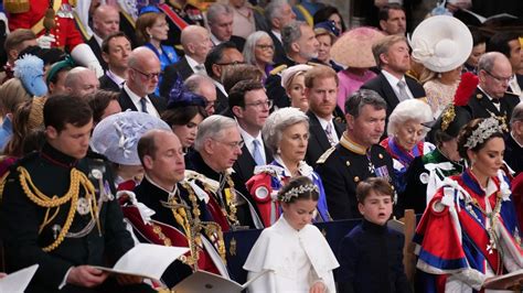 See Prince Harry Side-Eye William at Coronation - Did Harry, Kate, and ...