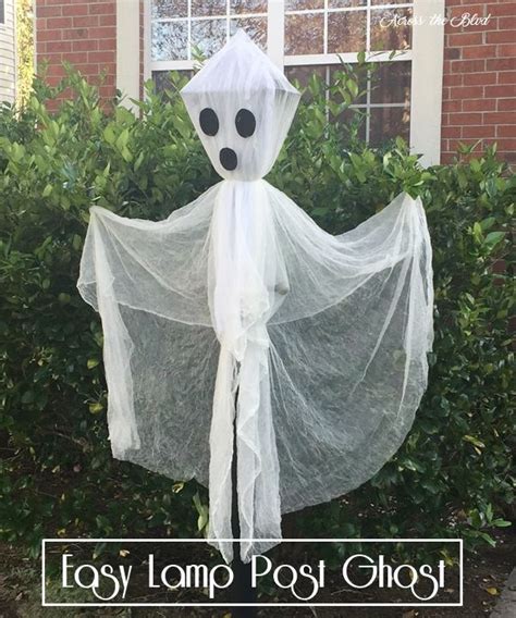 Easy Lamp Post Ghost for Halloween | Halloween ghost decorations ...