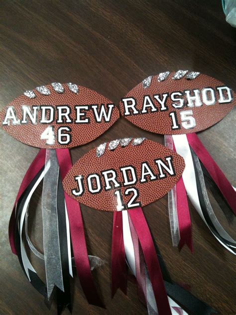 Pin by Tammy Walker on cheer | Football locker decorations, Football ...