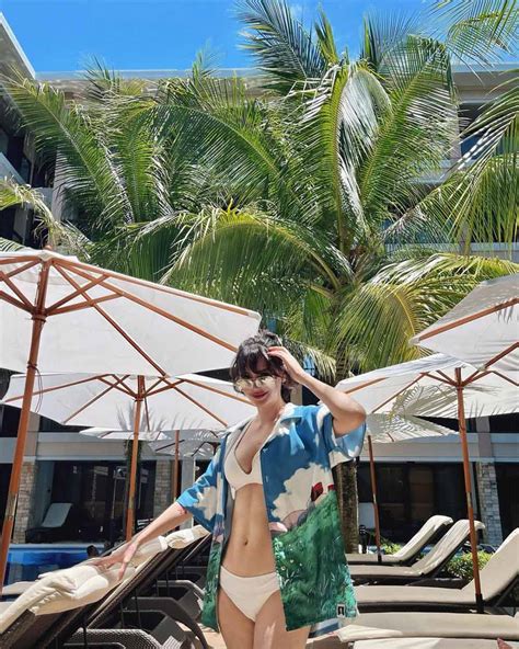 LOOK: Arci Munoz Wore Chic and Sultry Beach OOTDs in Boracay | Preview.ph