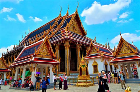 The Grand Palace and the Temple of the Emerald Buddha - Bangkok ...