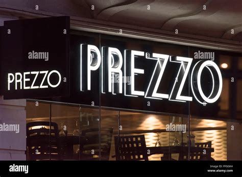 Prezzo Italian restaurant sign logo Stock Photo - Alamy