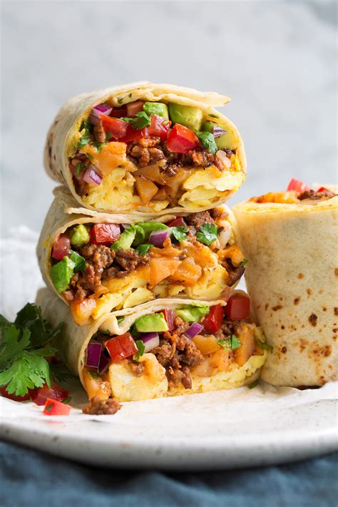 Easy Bacon Breakfast Burrito Recipe - Burrito Walls