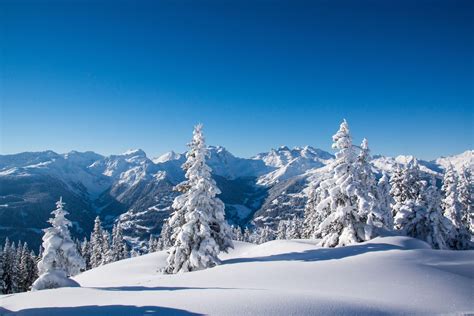 Snowy Mountains Wallpaper