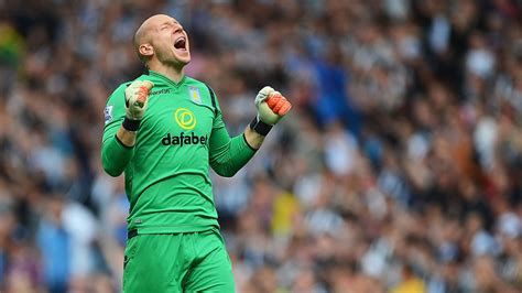 Premier League: Aston Villa keeper Brad Guzan hails experienced defence ...