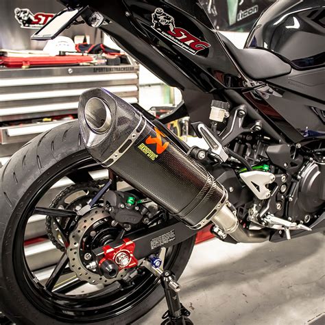 Akrapovic Kawasaki Ninja 400 2018-2020 Carbon Slip-On Exhaust