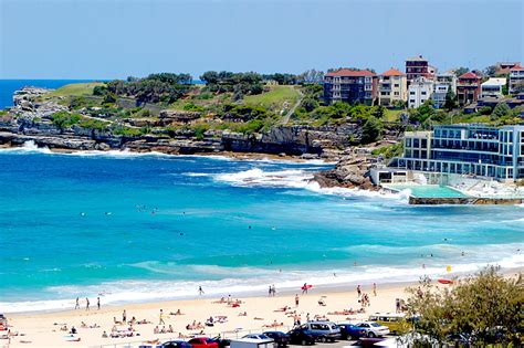 World Visits: Bondi Beach The Most Beautiful Tourists Place In Sydney ...