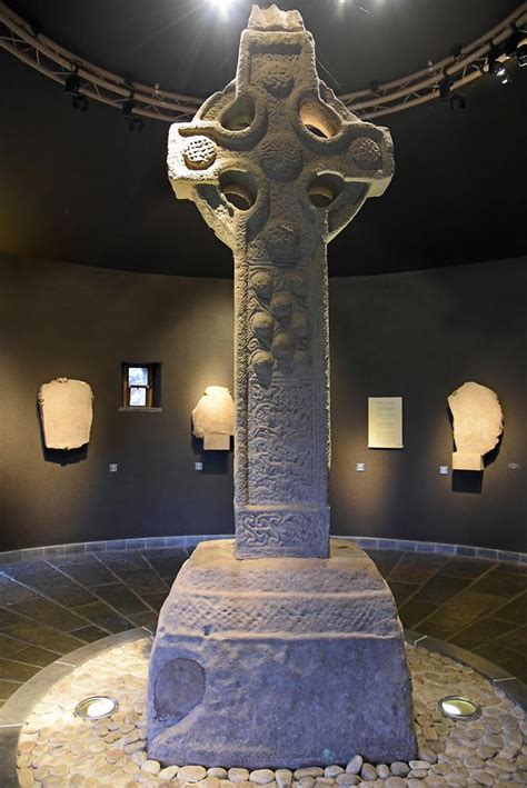 Clonmacnoise - High Cross (3) | Megalithic Culture | Pictures | Ireland ...