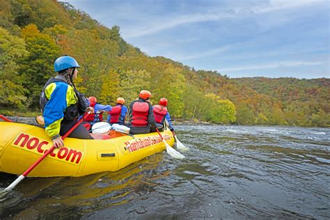 French Broad River Rafting | Nantahala Outdoor Center