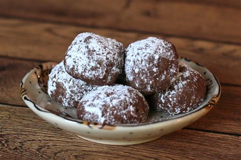 Chocolate Butterball Cookies Recipe