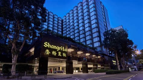 Shangri-La Hong Kong Harbourfront Break with Michelin-Starred ...