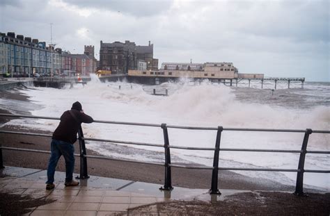 What is tidal surge and storm surge? Terrifying phenomenon that can ...