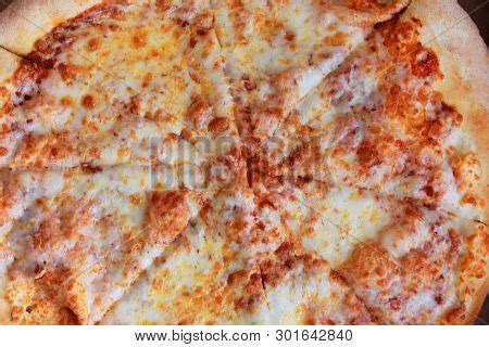 Cheese Pizza Top View Image & Photo (Free Trial) | Bigstock