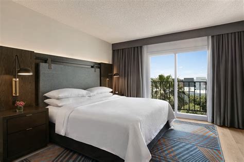 EMBASSY SUITES BY HILTON LOS ANGELES DOWNEY - Updated 2024 Reviews ...