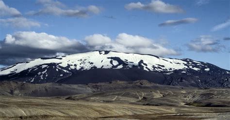 Alert Status Raised at Iceland's Hekla | WIRED