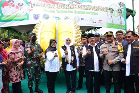 Gubernur Jawa Timur Khofifah Kenalkan Durian Varietas Baru Sekelas ...