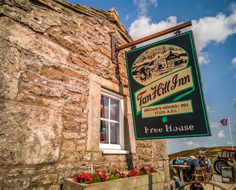 Tan Hill Inn, The Highest Pub in Britain | BaldHiker | Britain, Inn ...