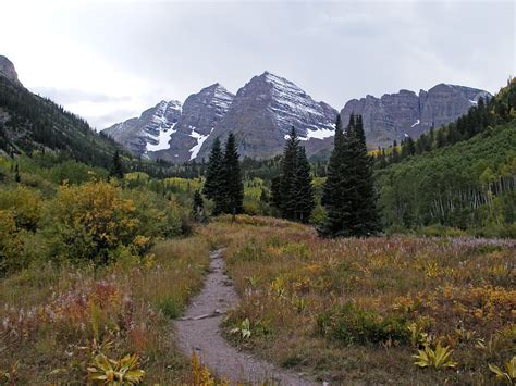 Scenic Loop Trail: the Maroon Bells, Colorado