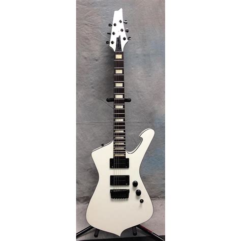 Used Ibanez IC500 Iceman Solid Body Electric Guitar | Guitar Center