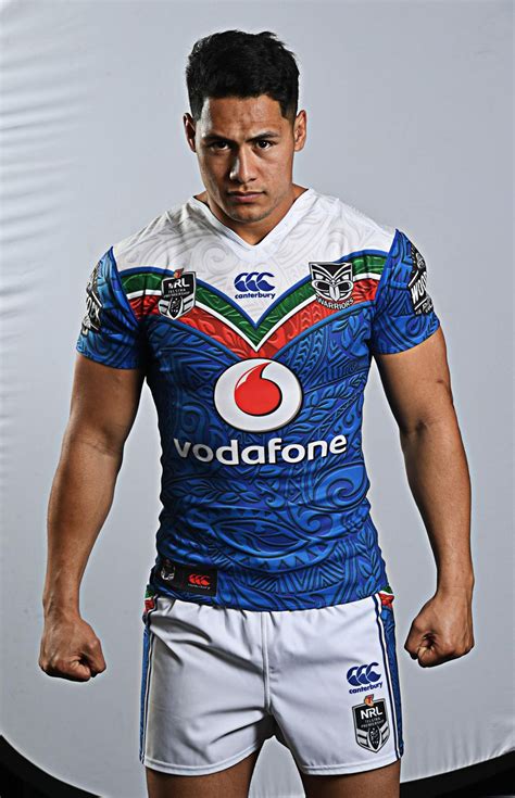 Roger Tuivasa-Sheck | Rugby men, Rugby league, Rugby players