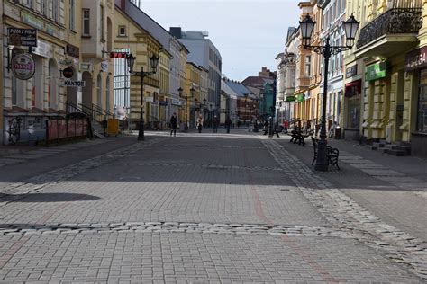 Szczecinek, miasto (prawie) wymarłe. Kolejny dzień walki z wirusem ...