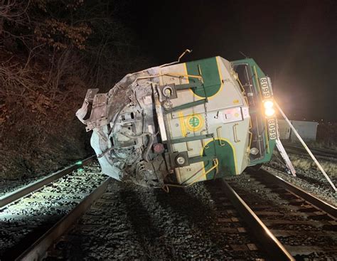 SErails@groups.io | NS derailment damages Southern Railway heritage unit