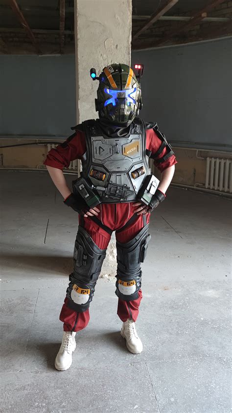 Titanfall Pilot Costume, costumes from Destiny, Star Wars, Overwatch ...