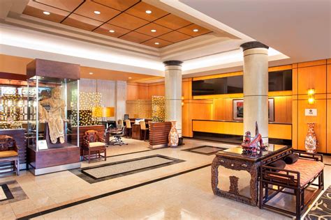 Hotel with Shuttle to LaGuardia Airport | Sheraton LaGuardia East Hotel